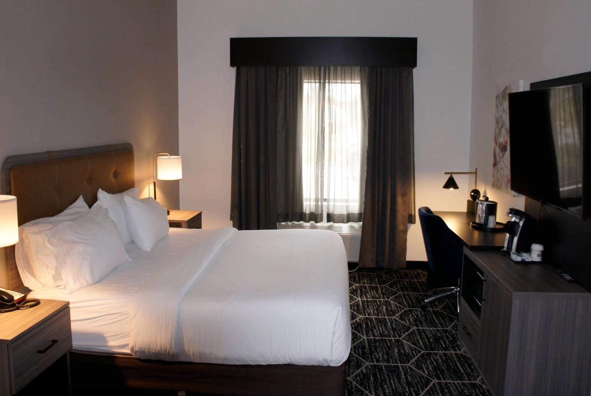 La Quinta Inn & Suites By Wyndham Meridian Ngoại thất bức ảnh